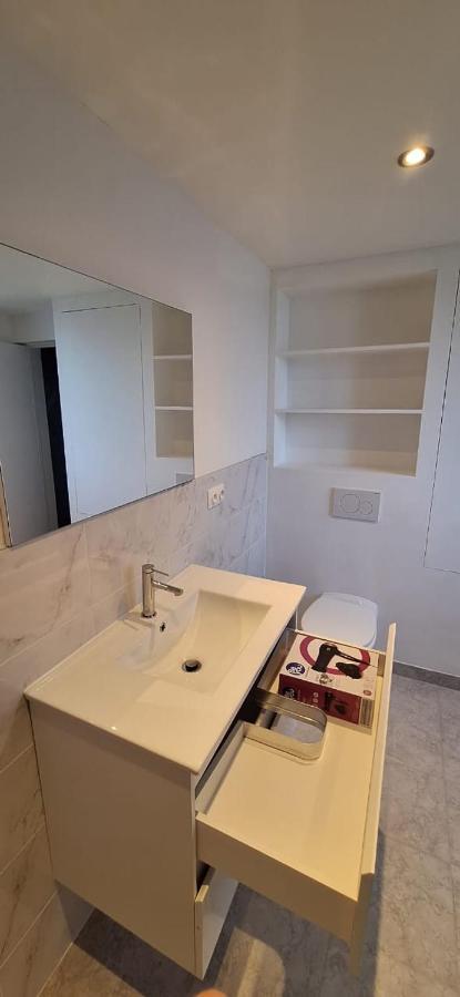 The 16Th Century 2Br Apartment In The City Center แอนต์เวิร์ป ภายนอก รูปภาพ